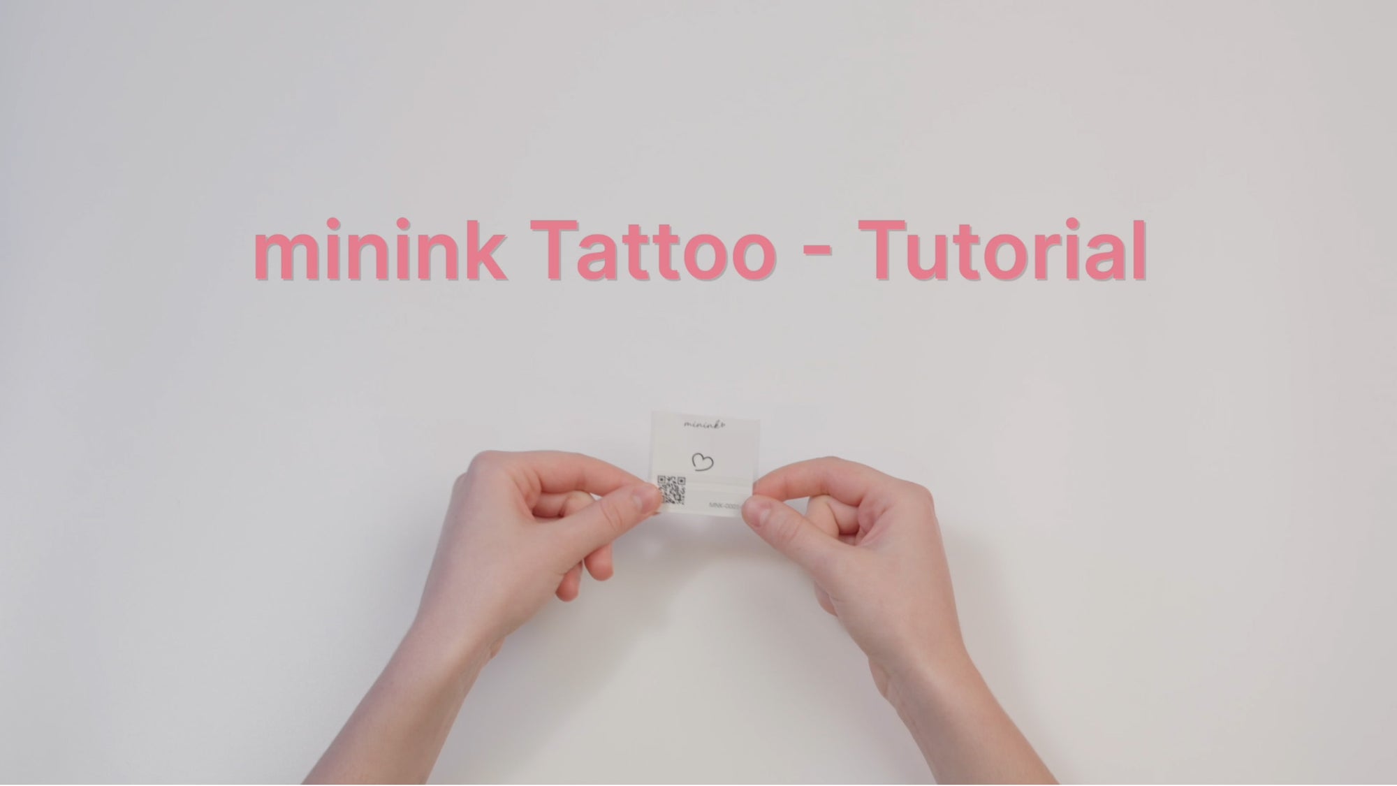 Das How to Video von minink zeigt Schritt für Schritt wie man die temporären Tattoos aufträgt.