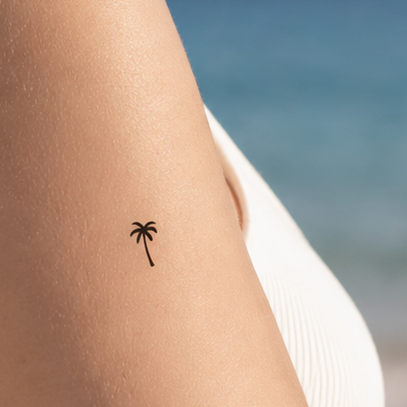 Kleine ausgefüllte Palme Tattoo von minink, der Marke für temporäre Tattoos.