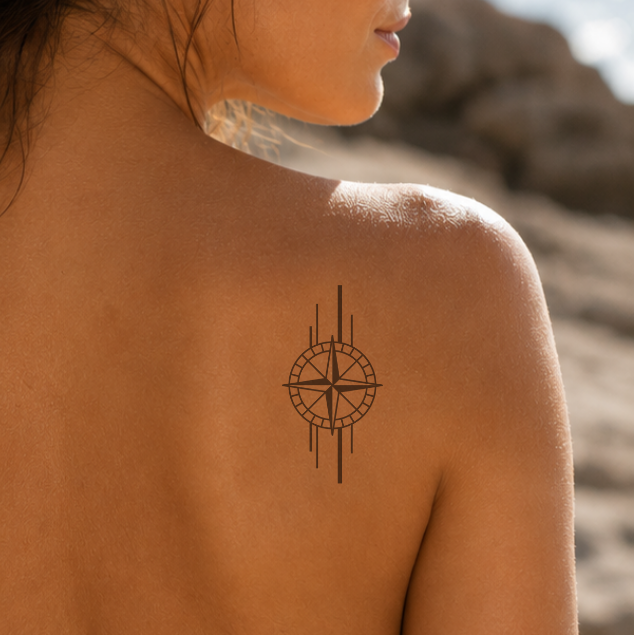 Kompass mit Linien Tattoo von minink, der Marke für temporäre Tattoos.