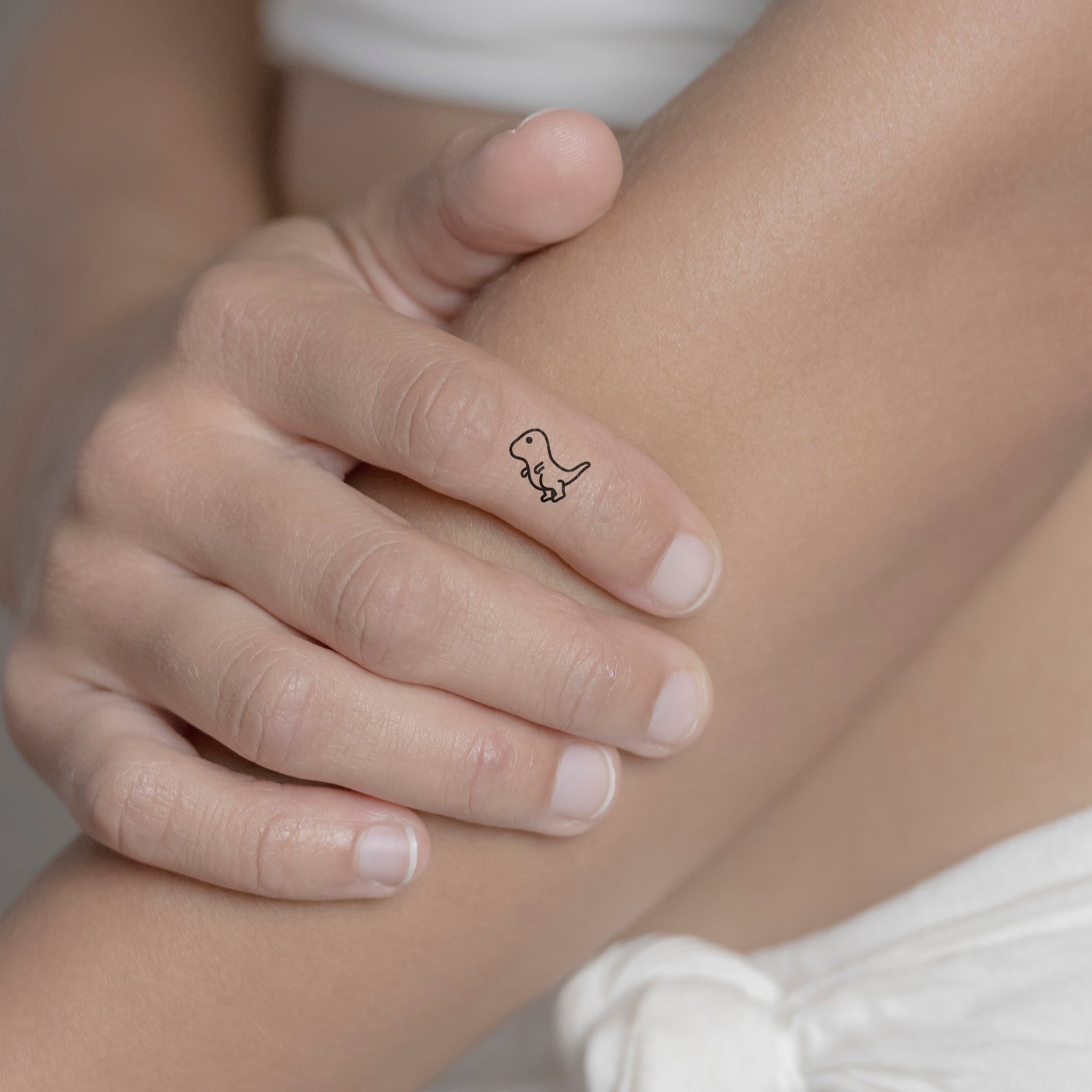 Temporäres Tattoo von minink: Niedlicher T-Rex