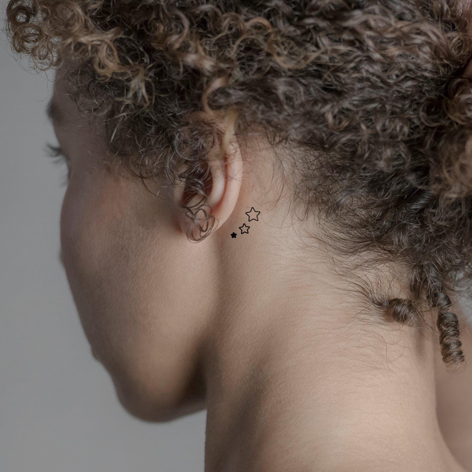 Temporäres Tattoo von minink: Drei Sterne