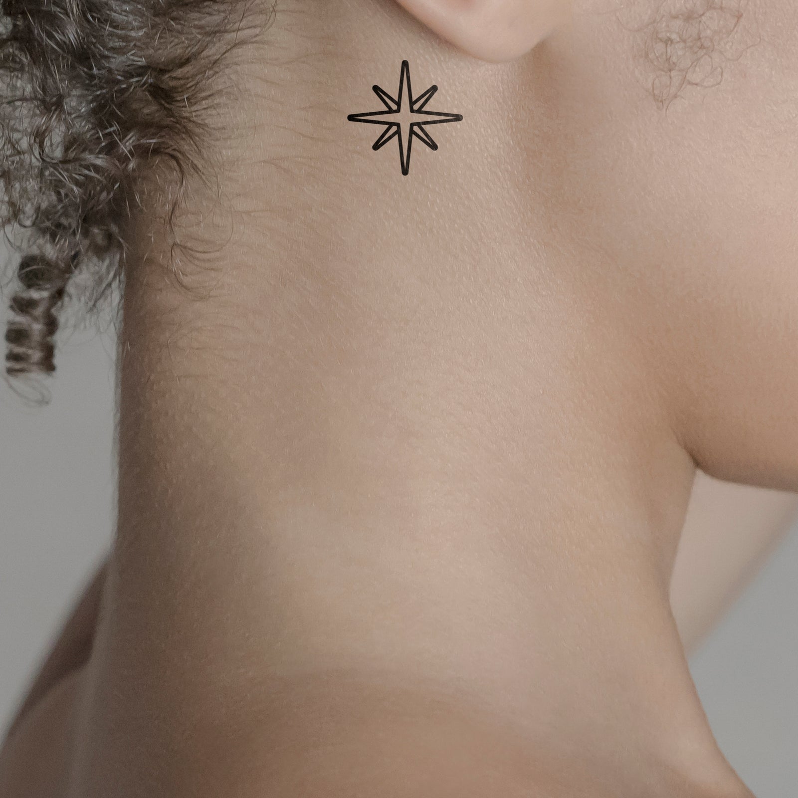 Temporäres Tattoo von minink: Minimalistischer Stern