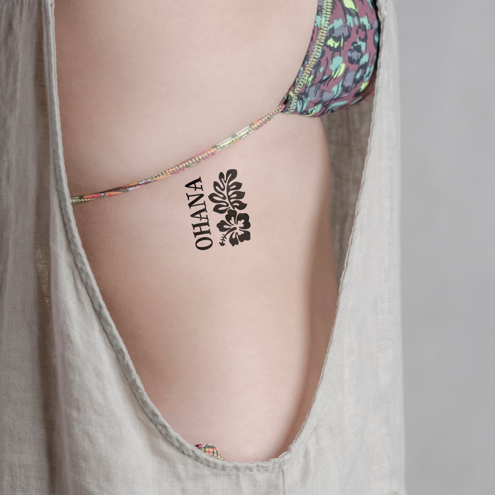 Temporäres Tattoo von minink: Ohana mit Blume