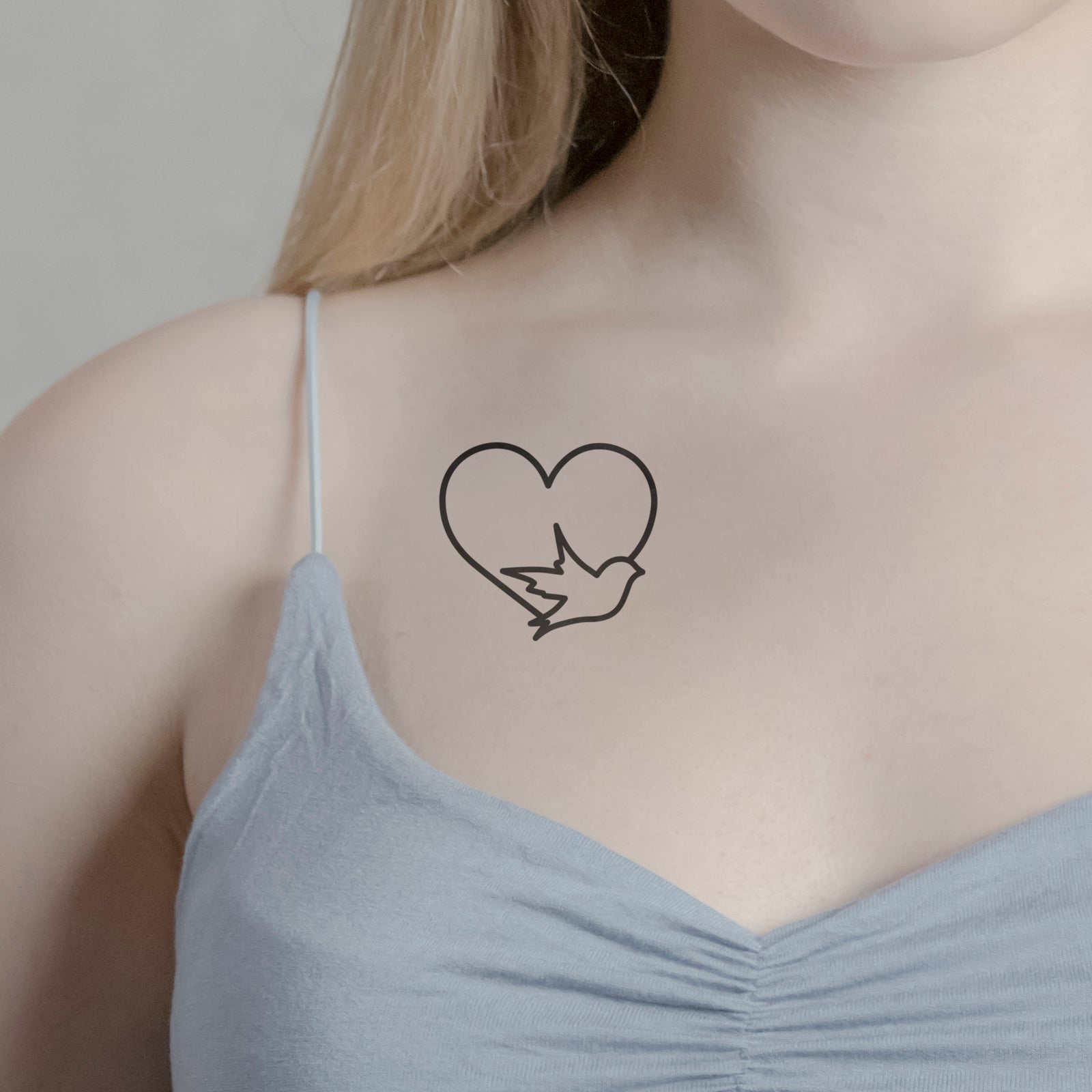 Temporäres Tattoo von minink: Vogel mit Herz