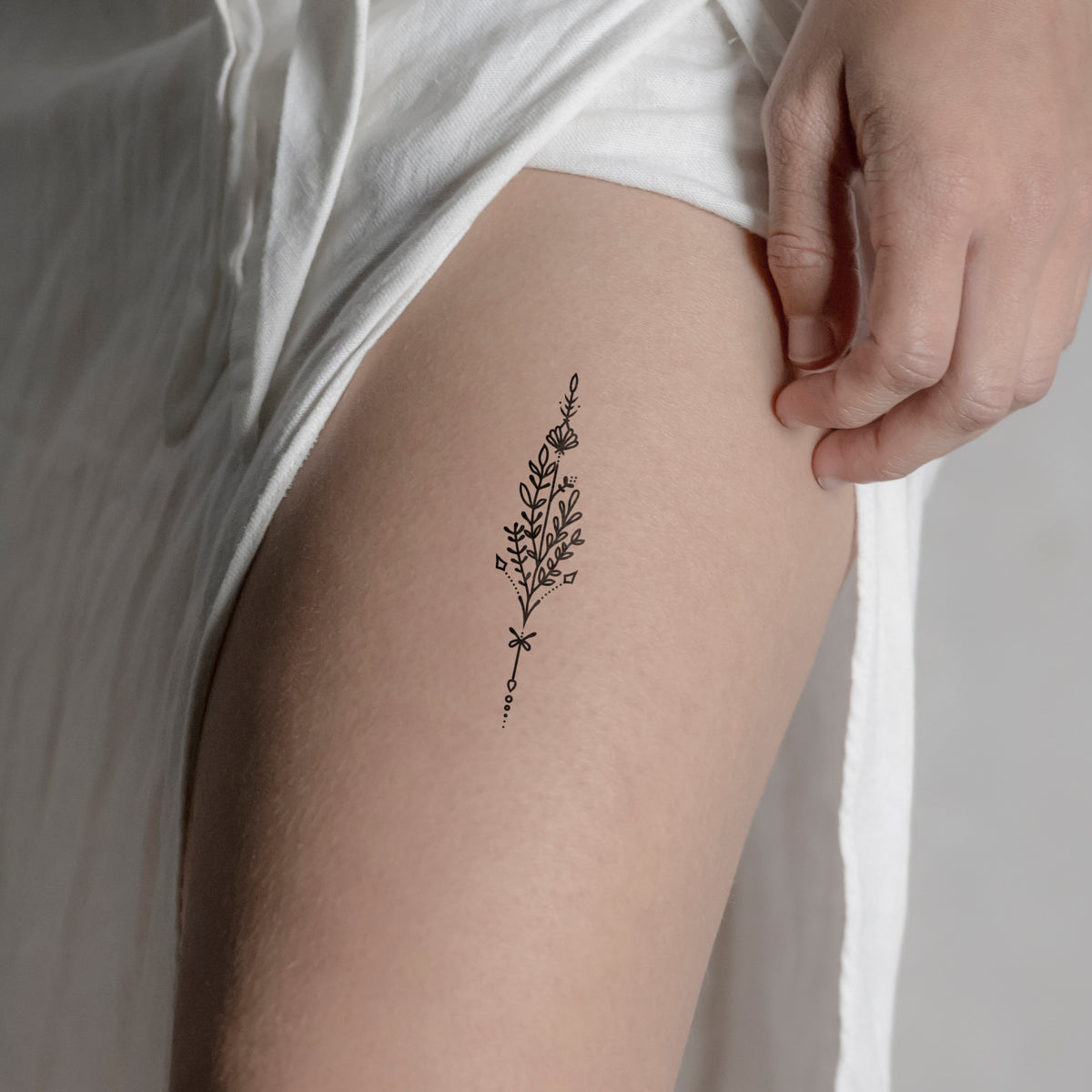 Temporäres Tattoo von minink: Fusstattoo: Bonatisches Muster