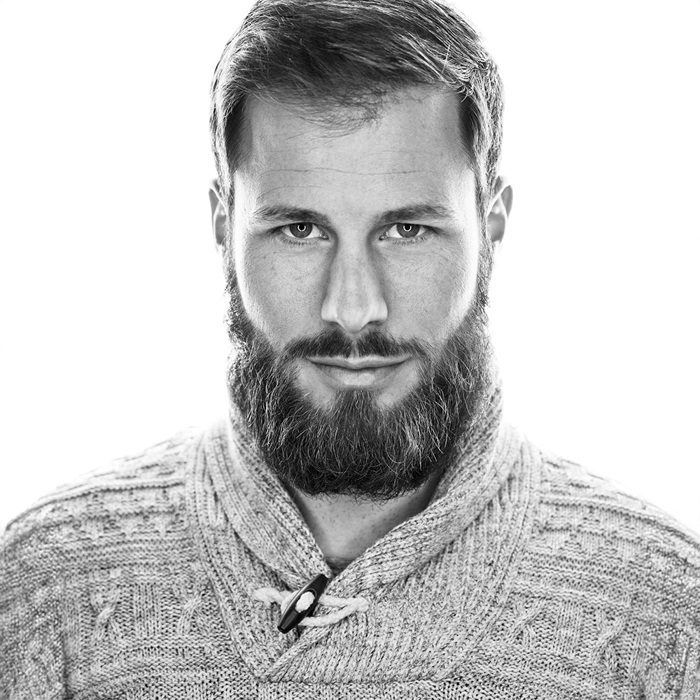 Profilbild zeigt Mario Pfeiffer, Gründer von minink, gläubiger Christ und Familienmensch.