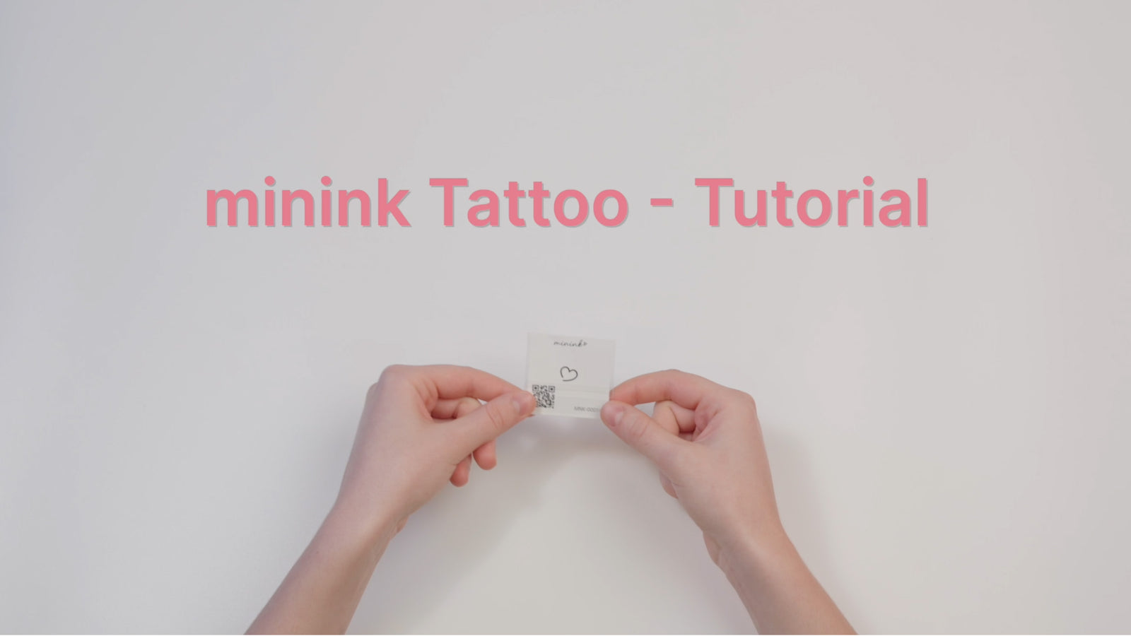 Das How to Video von minink zeigt Schritt für Schritt wie man die temporären Tattoos aufträgt.