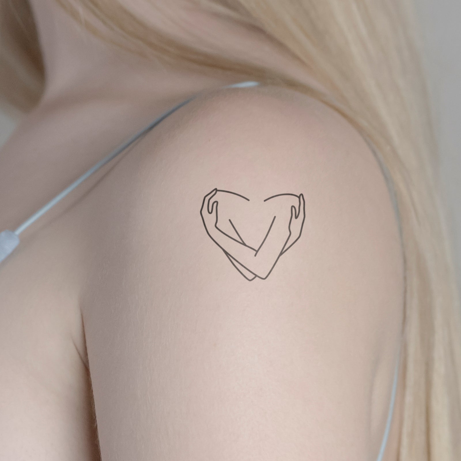 Selbstliebe 2 Tattoo von minink, der Marke für temporäre Tattoos.