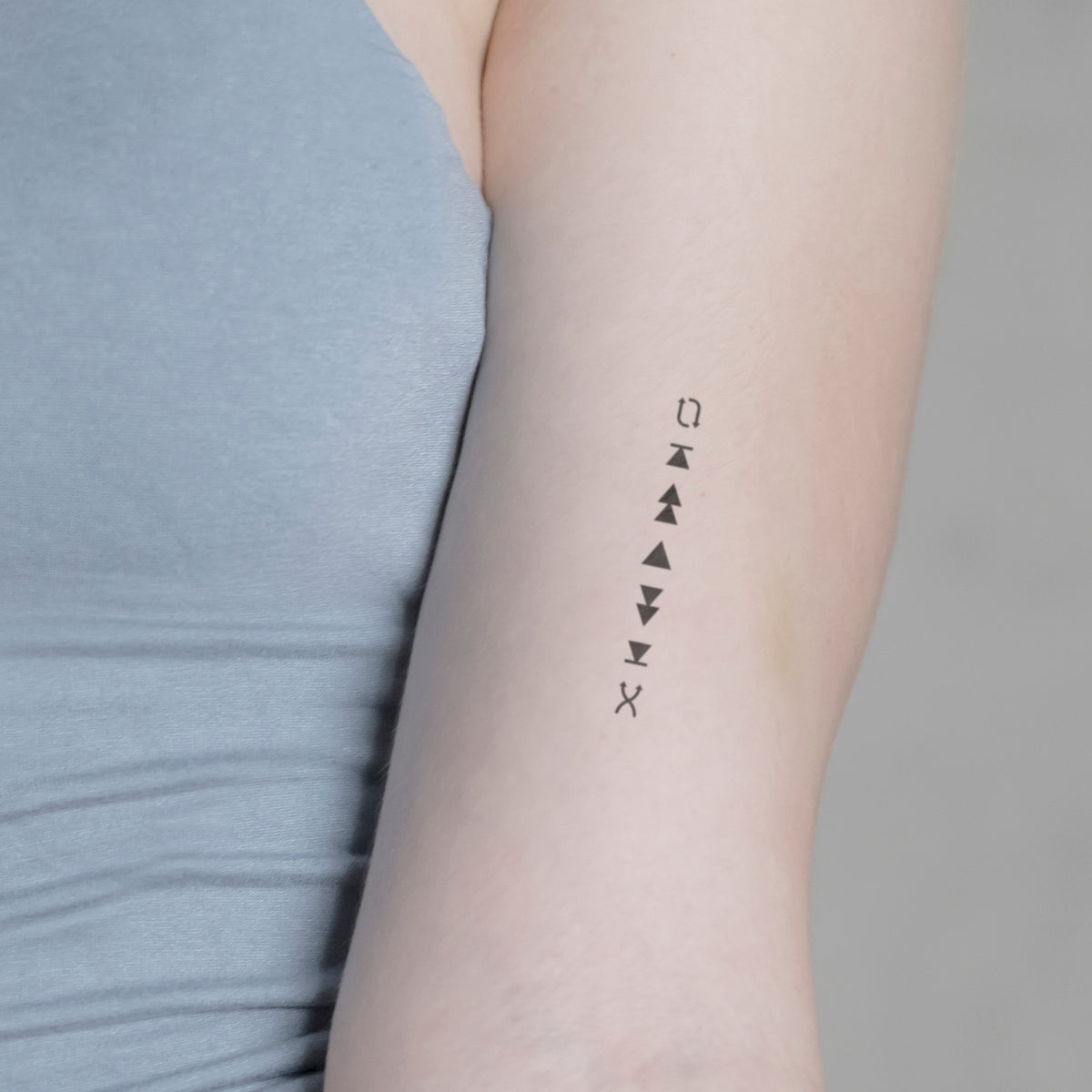 25 Tiny Tattoos That Are So Classy Even Your Mom Will Love Them. –  lifebuzz.com