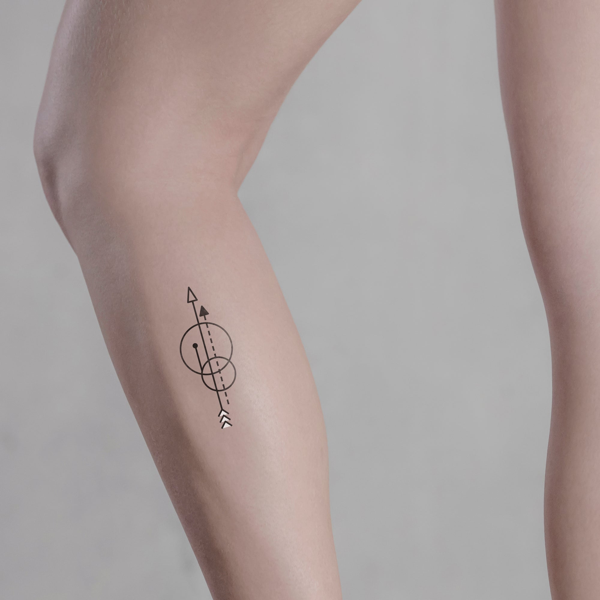 Small Fine Line Arrow Tattoo: Subtle & Stylish