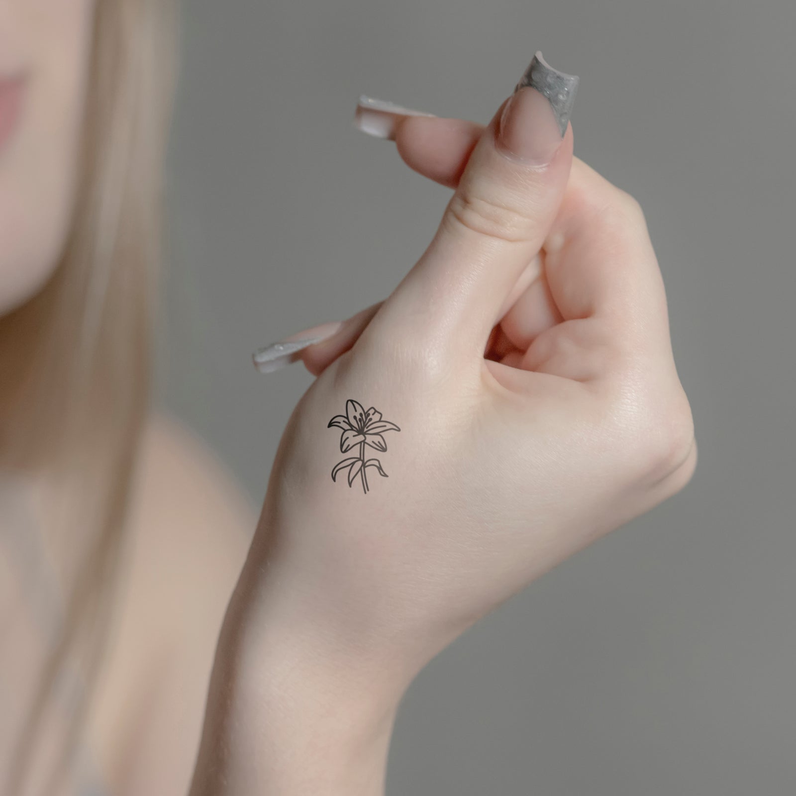 Lily Tattoo | Temporary Tattoos - minink