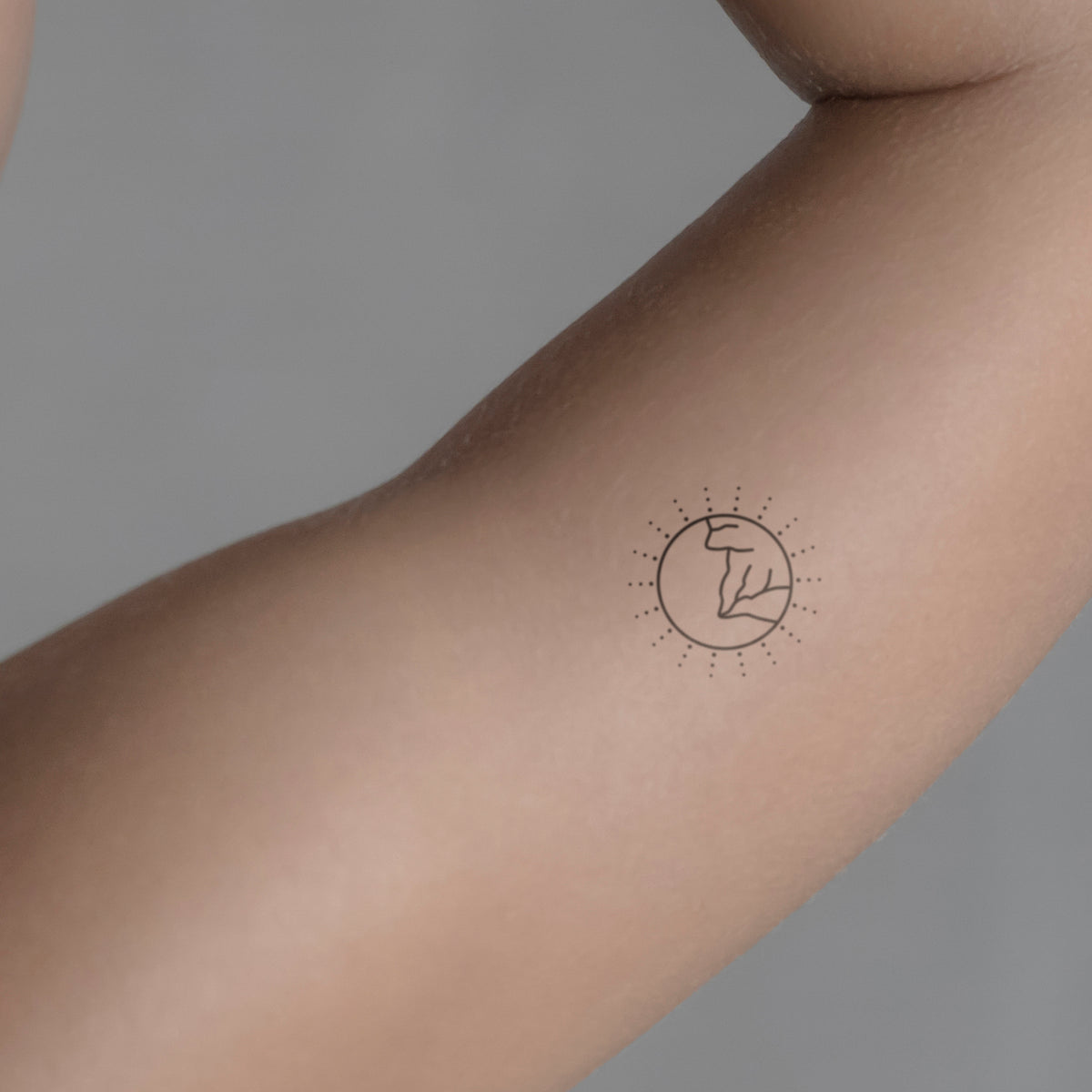 Sonnenberg Tattoo von minink, der Marke für temporäre Tattoos.